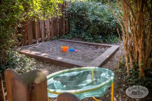 Sandkiste für die Kleinen